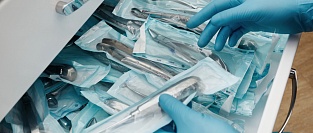 CDC о проблеме недостаточной обработки многоразовых инструментов в амбулаторных лечебных учреждениях