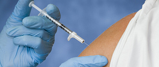 Одновременная вакцинация от гриппа и COVID-19. Об эффективности и безопасности