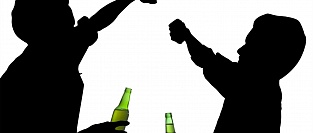 С какого возраста информировать детей о вреде алкоголя? Мнение экспертов AAP